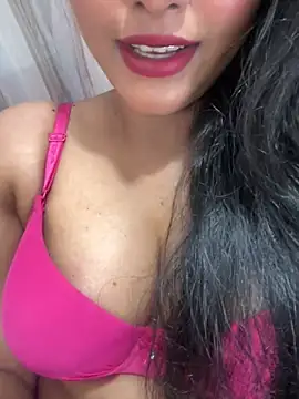 Snapshot of munni-munni6767 chatting on May 2026 08:35:01 PM munni-munni6767 online show from May 2026 08:35:01 PM