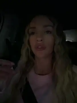 KatieCutieXooo online show from March 2026 08:10:02 PM