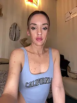 KatieCutieXooo online show from March 2026 08:02:01 PM