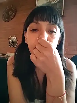 Canelaxx online show from March 2026 01:17:01 PM