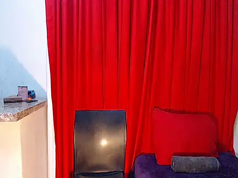 DarkDivva18 online show from May 2026 08:21:02 AM