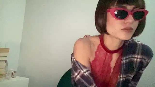 SlowVenomXX online show from May 2026 12:24:01 PM