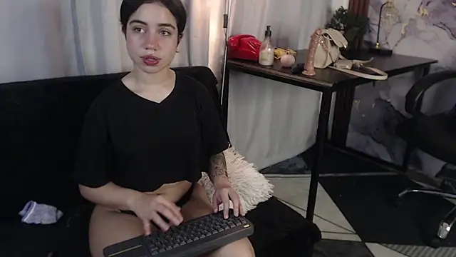 nayades ricci online show from March 2026 08:43:01 PM