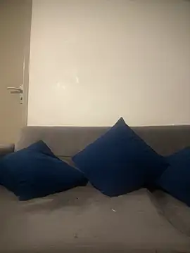 Extra BBC online show from April 2026 10:22:01 PM