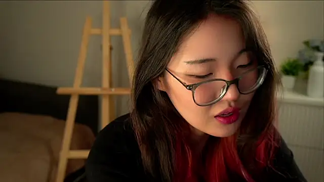 NelleMihalko online show from March 2026 01:11:01 PM