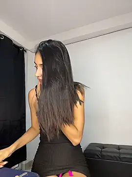 leilani X online show from April 2026 12:47:01 PM