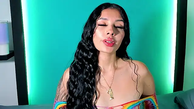 Emma AH online show from May 2026 03:04:01 PM