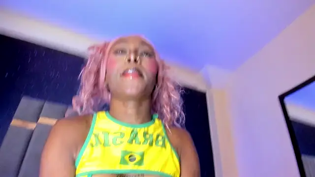 ChannelQueen online show from June 2026 04:09:02 AM
