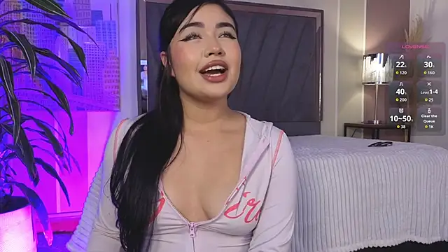 SweetiePie 3 online show from June 2026 02:44:02 PM