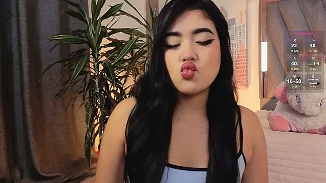 SweetiePie 3 online show from May 2026 12:56:01 PM
