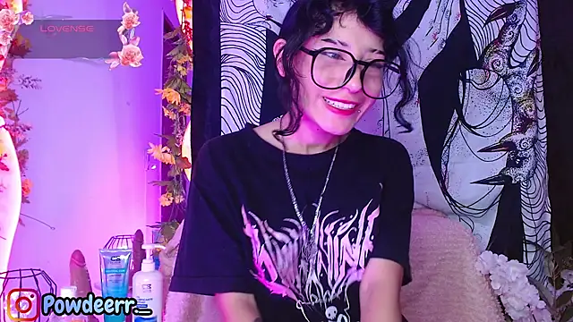 LeePowder online show from March 2026 02:13:01 AM