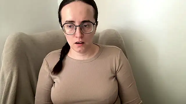 Snapshot of SofiaTease chatting on May 2026 01:27:01 PM SofiaTease online show from May 2026 01:27:01 PM