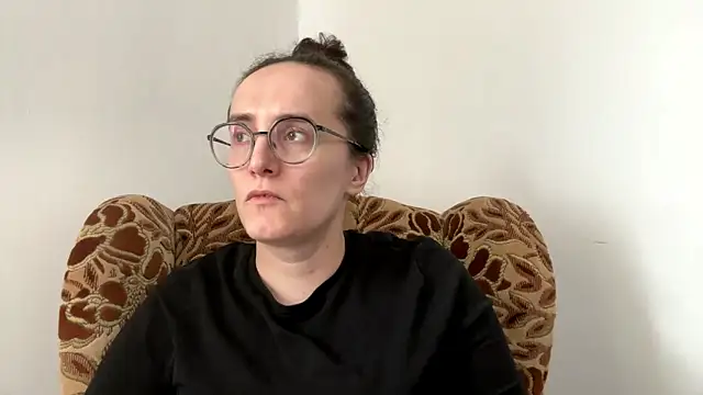 SofiaTease online show from April 2026 02:18:01 PM