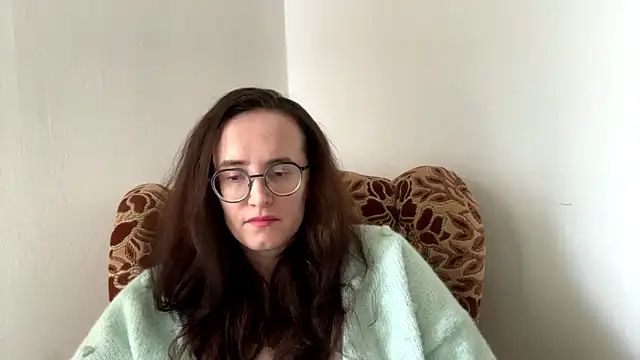 Snapshot of SofiaTease chatting on April 2026 12:53:01 PM SofiaTease online show from April 2026 12:53:01 PM