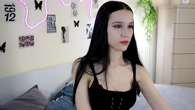 DaisyPillow online show from March 2026 09:42:02 PM