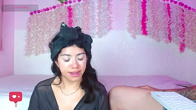 Zoe Axel1 online show from April 2026 07:31:02 PM