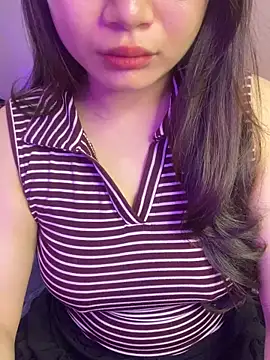 Snapshot of Meow_sexygirl chatting on June 2026 05:08:02 AM Meow sexygirl online show from June 2026 05:08:02 AM