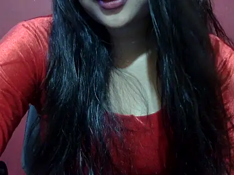 Snapshot of NayraG chatting on March 2026 07:43:01 AM NayraG online show from March 2026 07:43:01 AM