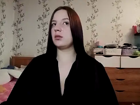 Snapshot of symmetryinvoid chatting on April 2026 09:01:01 AM symmetryinvoid online show from April 2026 09:01:01 AM