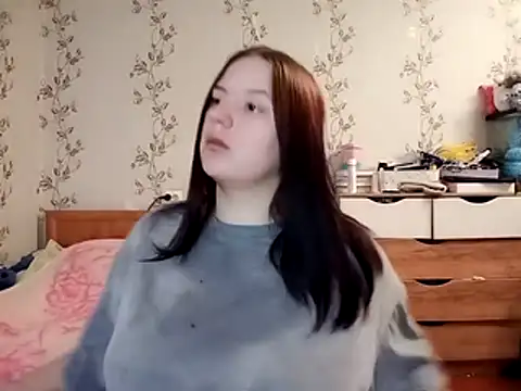 Snapshot of symmetryinvoid chatting on April 2026 03:20:01 PM symmetryinvoid online show from April 2026 03:20:01 PM