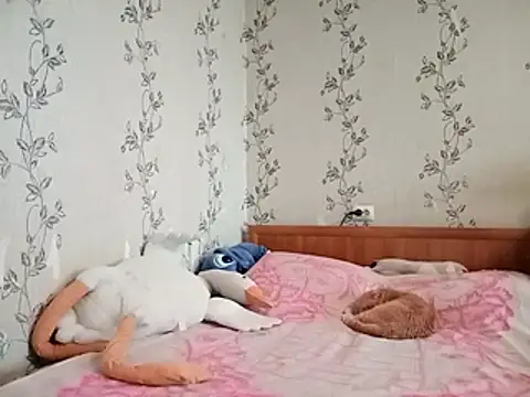 Snapshot of symmetryinvoid chatting on April 2026 05:47:01 AM symmetryinvoid online show from April 2026 05:47:01 AM