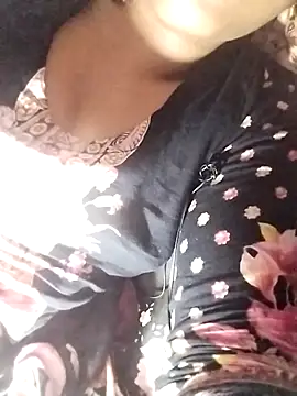 Zuhi-- online show from March 2026 06:37:02 PM