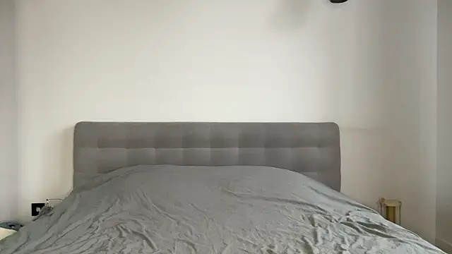 alyrasun online show from April 2026 06:15:01 AM