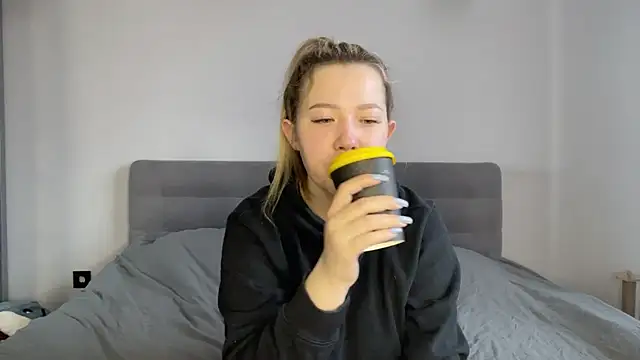 alyrasun online show from March 2026 06:16:02 AM