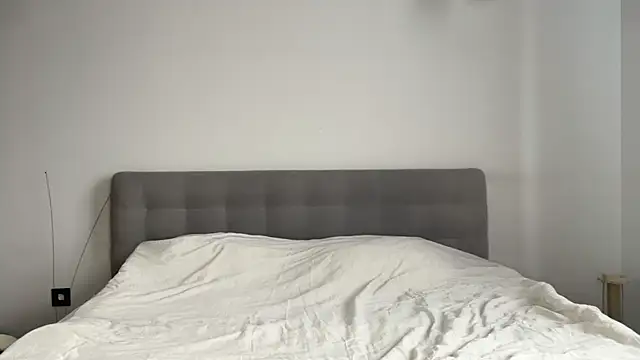 alyrasun online show from March 2026 06:37:02 AM