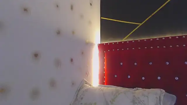 danielawidx online show from April 2026 11:22:02 PM