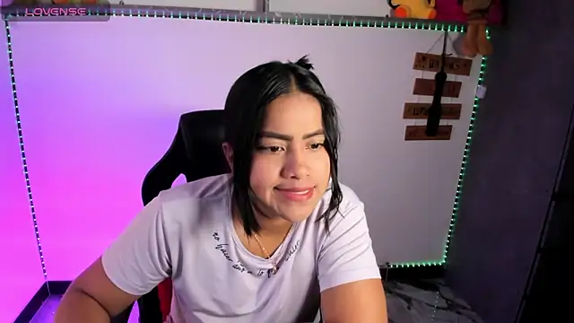 vickylatina  online show from March 2026 01:04:02 PM