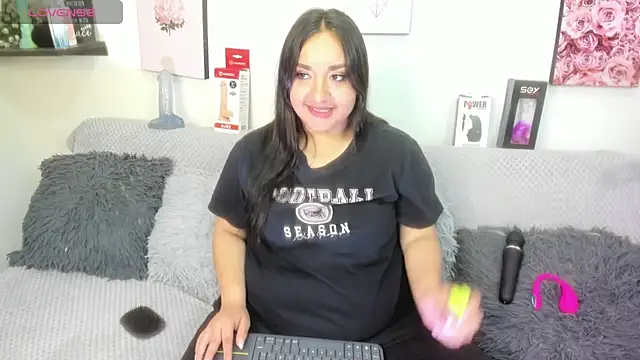 Lele 669 online show from May 2026 01:47:02 AM