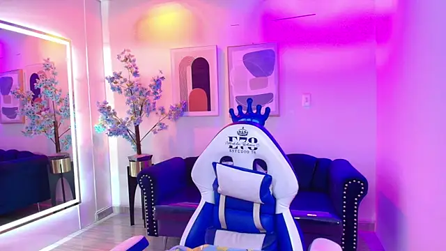 Miia  owens online show from March 2026 11:12:01 AM