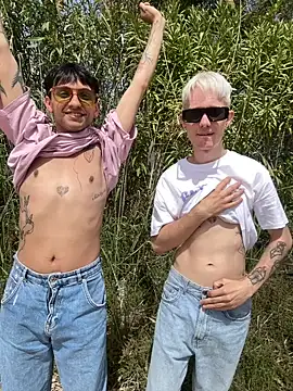 AlphaTwinks online show from April 2026 11:45:01 AM