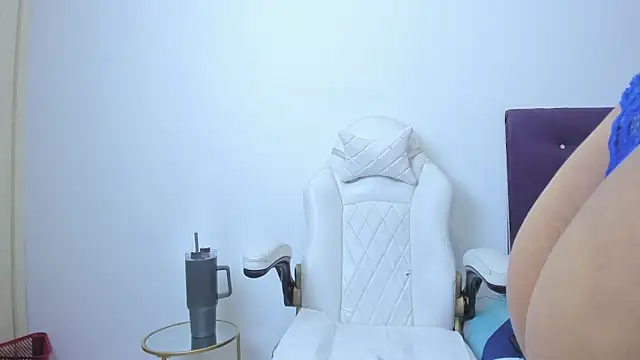 madelinesquirt online show from March 2026 07:14:01 PM