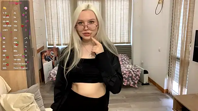 Sweet Ria online show from May 2026 12:53:02 PM