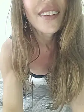 ChiaraFerraro online show from May 2026 01:42:02 PM