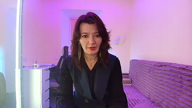 Bonnie Naughtyy online show from May 2026 05:20:02 PM