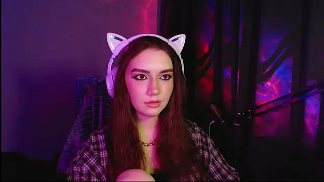 Celia Sensual  online show from April 2026 08:57:02 PM
