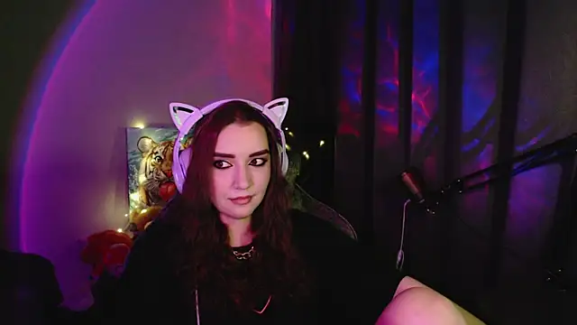 Celia Sensual  online show from June 2026 07:14:02 PM