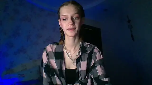 Chrissy Joyful online show from April 2026 05:03:01 AM