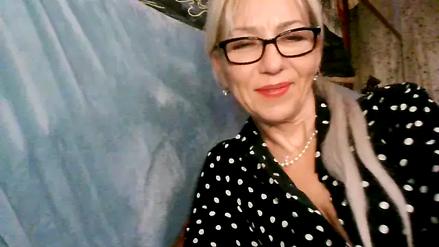 AlisaAngell online show from April 2026 02:52:01 AM