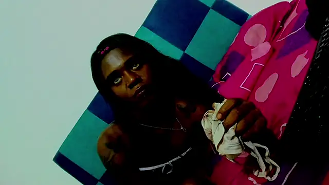 laaura dolll online show from April 2026 03:40:02 PM