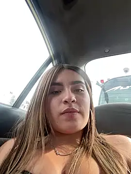 Issa pinkk online show from March 2026 08:21:01 PM