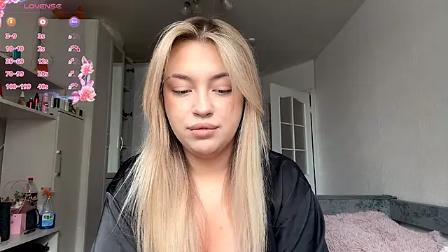 WonderedFlair online show from March 2026 09:38:02 AM