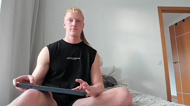 StepSisandStepBro online show from May 2026 05:05:01 PM