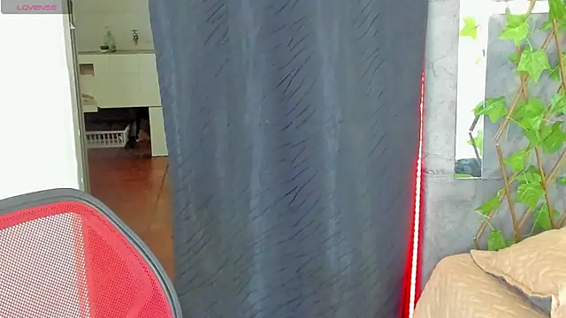 tatianasquirthot online show from April 2026 01:42:02 AM