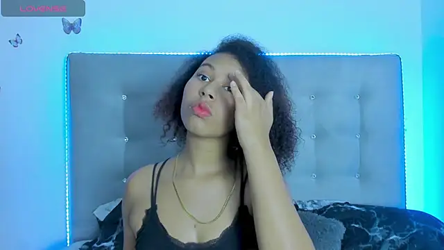 Snapshot of tatianasquirthot chatting on May 2026 07:03:02 PM tatianasquirthot online show from May 2026 07:03:02 PM