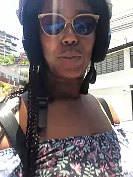 almaseductora online show from April 2026 04:57:02 PM