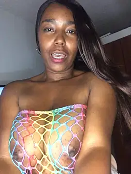 Snapshot of almaseductora chatting on April 2026 10:52:01 AM almaseductora online show from April 2026 10:52:01 AM